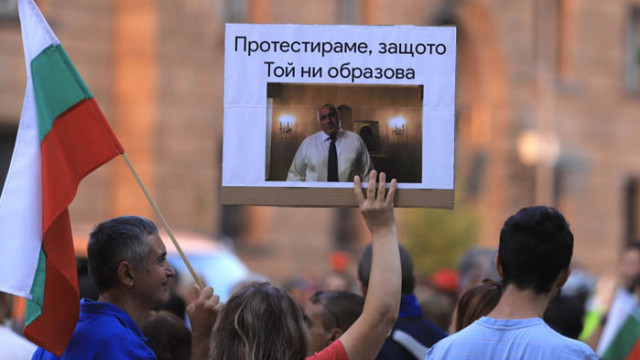 Блокадата на кръстовището до Водната палата в Пловдив е вдигната