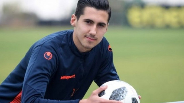 Официално! Двама българи подписаха с румънски клуб