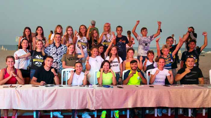Български шампиони с открита тренировка за деца на плажа в Камчия