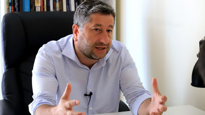 Христо Иванов: Разговори с ДБ бяха водени само за Петър Илиев