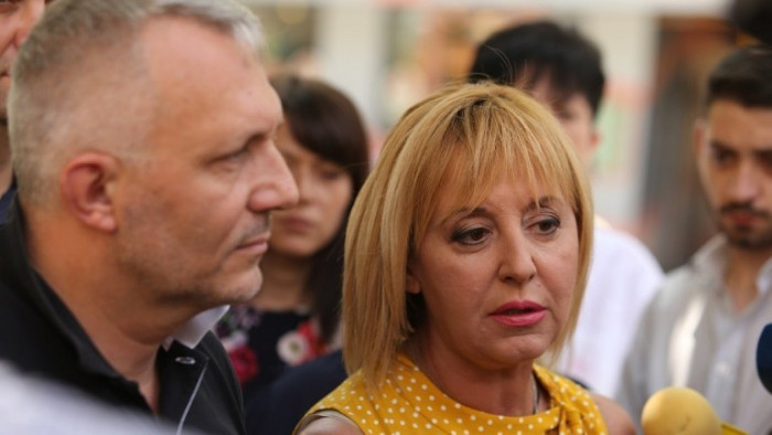 Запознати с вътрешните дела на ИБНИ разкриха, че Манолова и