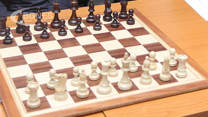 Учени съзряха расизъм и във фигурите на шахмата