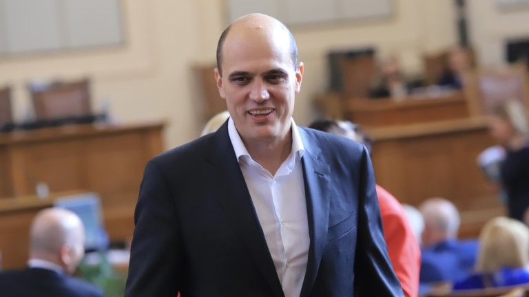 В партия Има такъв народ (ИТН) всичко се случва практично,