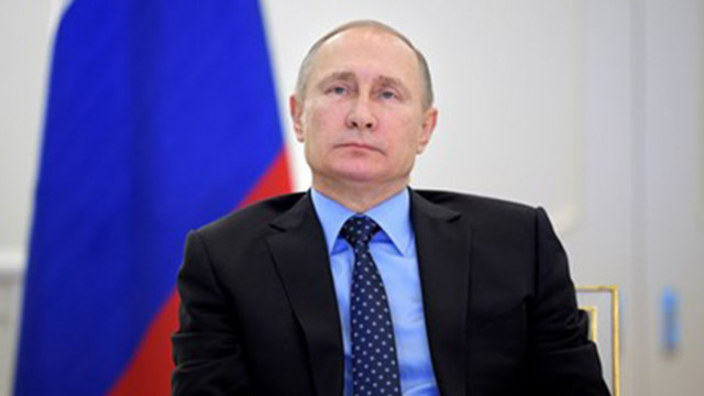 Руският президент Владимир Путин е приел днес молба на Гърция