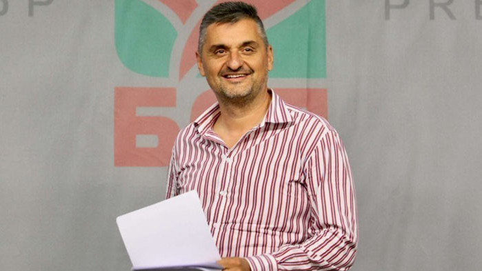 От Фейсбук профила на Кирил Добрев Да си призная, не