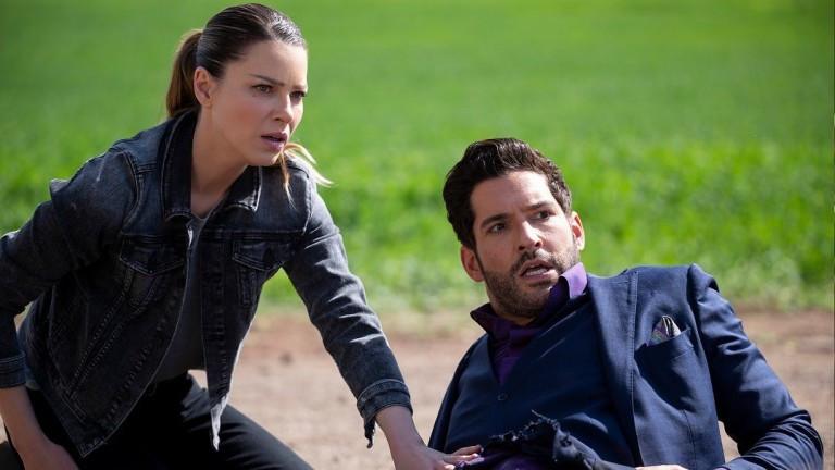 На феновете на Луцифер може много и да не им се