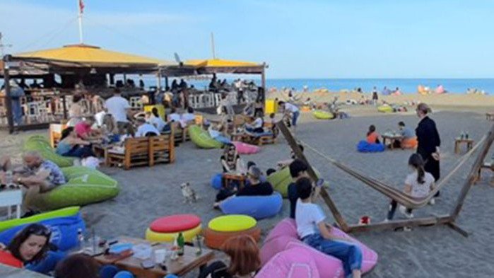 От общо 2,5 млн. туристи у нас това лято -