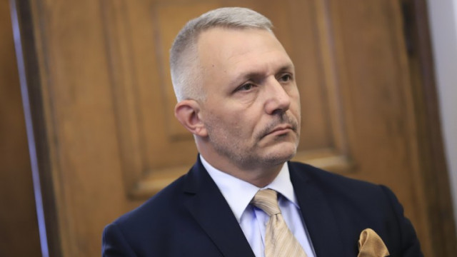 Главният прокурор Иван Гешев ще бъде призован с писмо утре да