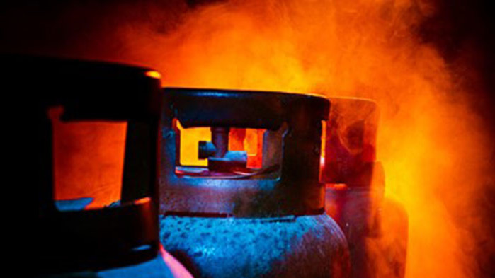 Взрив на газова бутилка е причината за пожара, при който