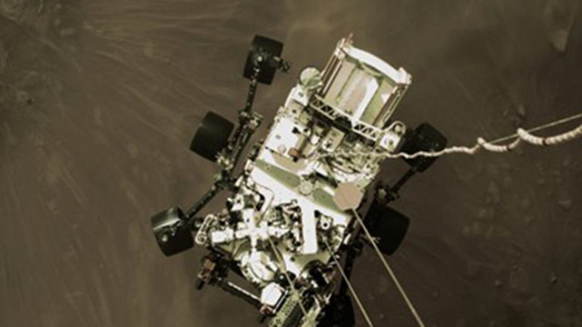 НАСА обвини необичайно мека скала за неуспеха на марсохода Пърсивиърънс