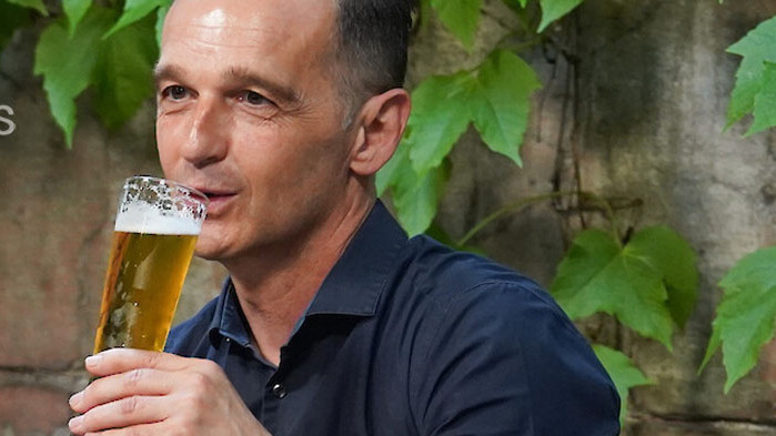 Германия заяви в четвъртък, че ще спре да изпраща финансова