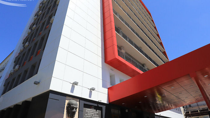 Натискът към Пирогов“ е по-сериозен, повечето случаи на коронавирус са