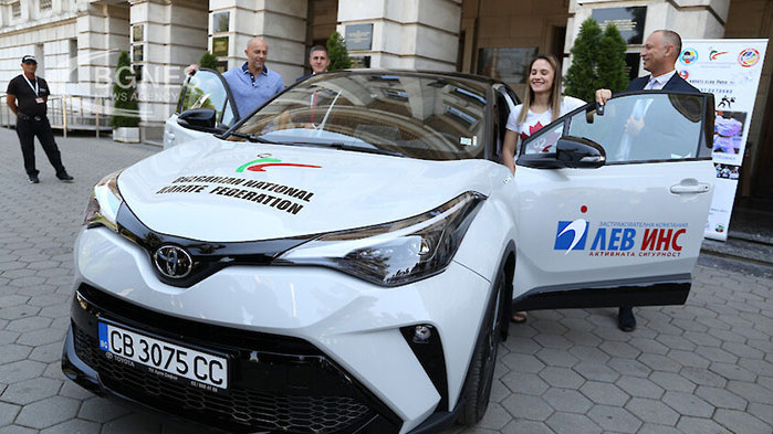 Олимпийската шампионка от Токио Ивет Горанова бе изненада с нов