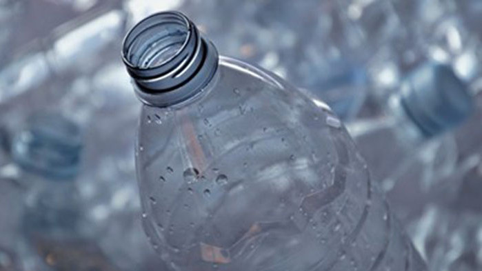 Европа регистрира гражданска инициатива за рециклирането на пластмасовите бутилки