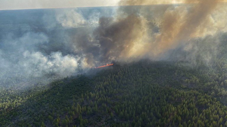 Русия разшири извънредното положение в Якутия, Сибир заради обширни пожари (СНИМКИ)