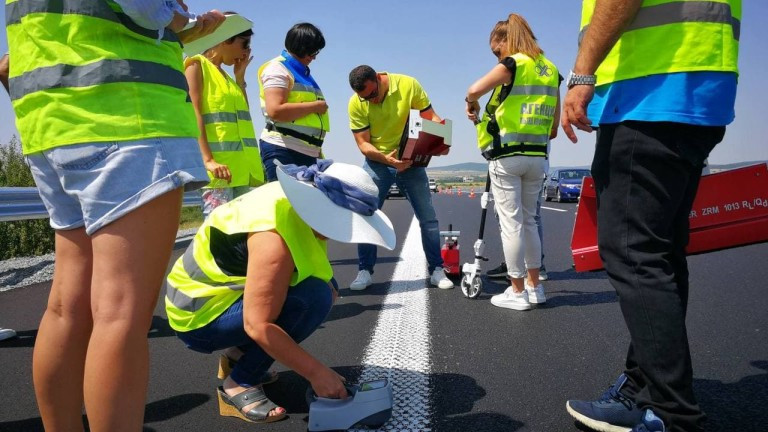 Общо 2 милиона лева, т.е. 50 000 лева на километър,