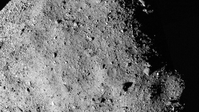 НАСА повиши шансовете на следен отдавна метеорит да удари Земята