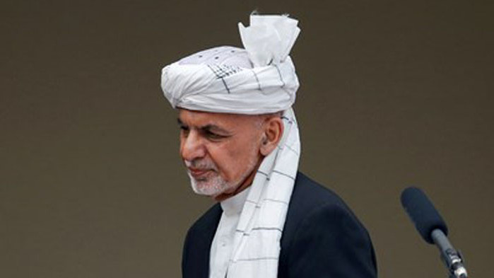 Президентът на Афганистан: Водя консултации за спиране на войната