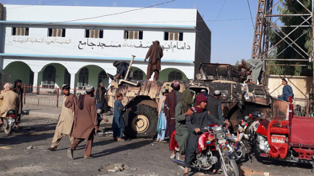 Талибаните влязоха в Кабул от всички страни съобщи афганистанският министър