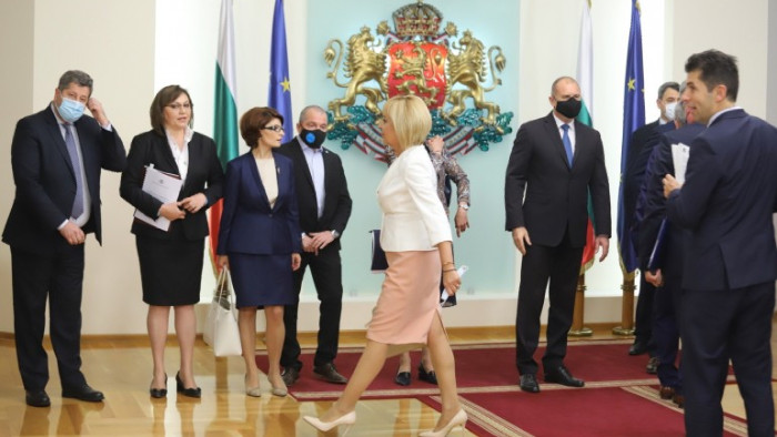 Партиите не са постигнали съгласие, имало е дори спорове какво