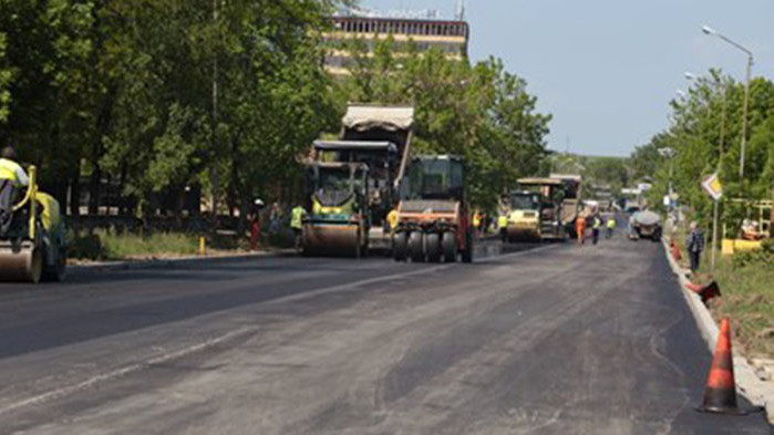 МРРБ иска 100 млн. лева допълнително, но само за ремонт и