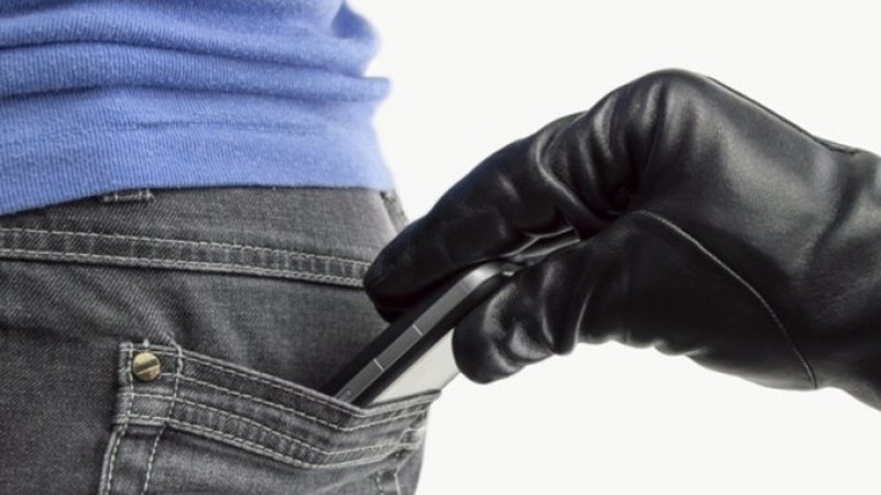 След проведени бързи  издирвателни действия, служители на Първо РУ са