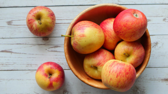 Ябълките са плод който можем да намерим на пазара целогодишно