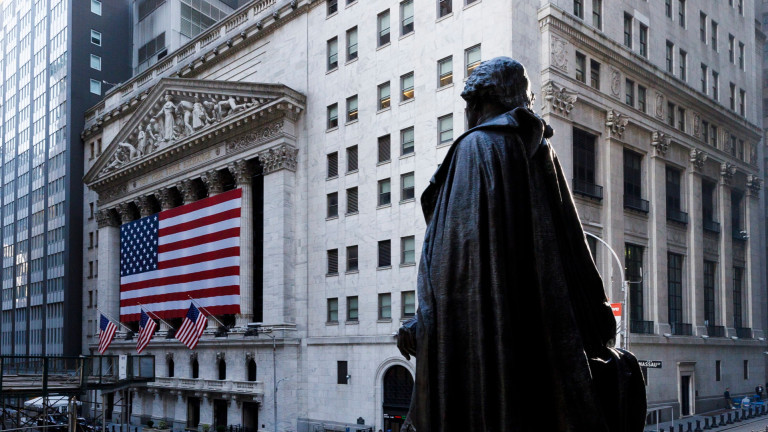 Американските акции спряха петдневното си покачване след слаби данни за ритейл продажбите в САЩ