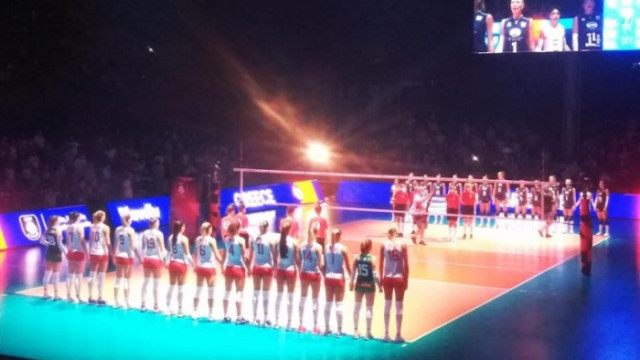 Българският национален отбор по волейбол за жени започна с победа
