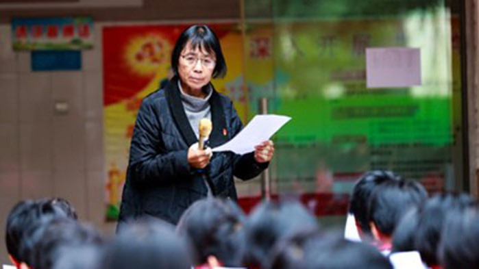 Липсвам на момичетата, трябва да се върна в училище и