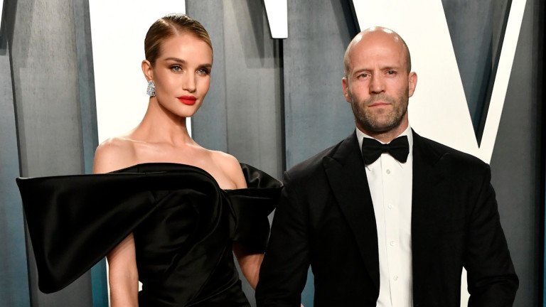 Джейсън Стейтъм и Роузи Хънтингтън-Уайтли са от звездните двойки, които си