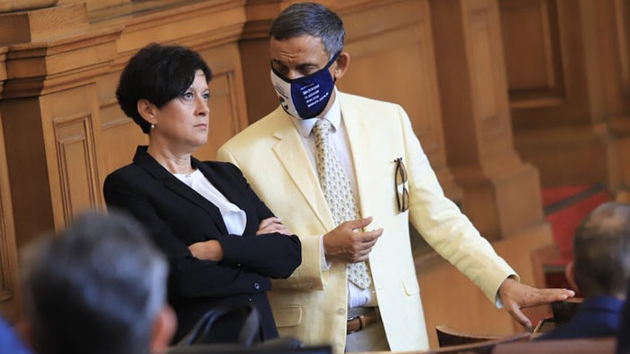 „Труд“: 6,5 милиона долара заработили протестърите