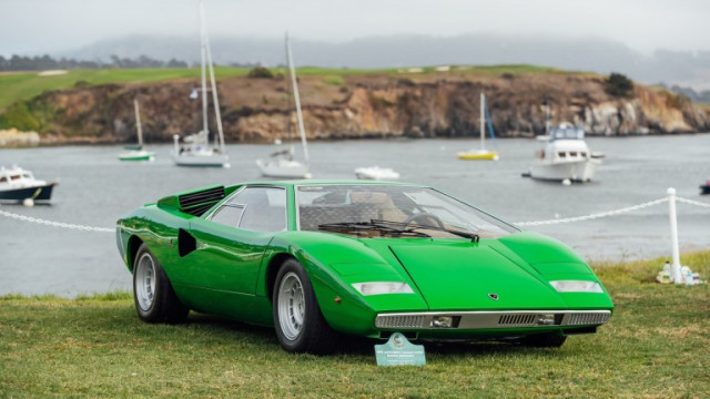 Макар че на хартия първият суперавтомобил е Lamborghini Miura мнозина