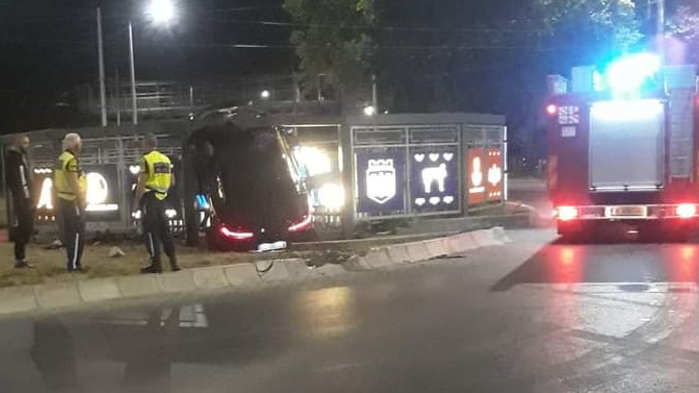 Все още не е установен водачът на , съобщават от