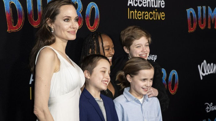 Анджелина Джоли: Срамувам се от начина, по който си тръгнахме от Афганистан