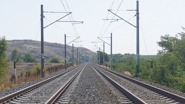 Компаниите извършващи жп превози в България са заплашени да преустановят