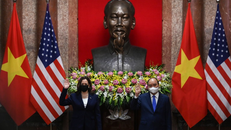 Вицепрезидентът на САЩ Камала Харис се срещна с висши ръководители на Виетнам в сряда,