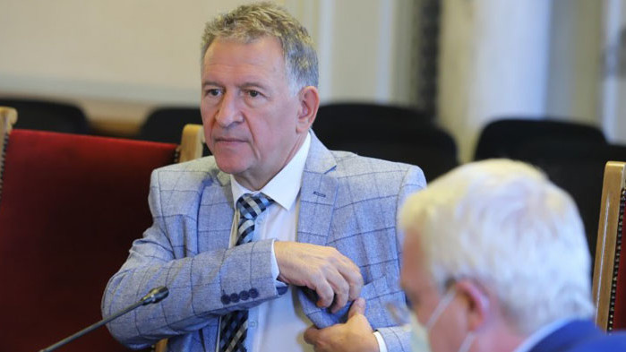Кацаров отговори на прокуратурата и попита дали разследват фалшивите COVID-сертификати