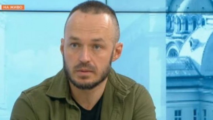 Доц. Стойчо Стойчев: Истината е, че Радев е човекът на Слави