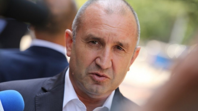 Крайно дискретното посещение на шестима американски сенатори у нас преминало