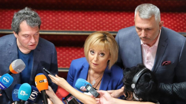 РЗИ София влезе изненадващо в Народното събрание  Здравните инспектори проверяваха дали депутатите
