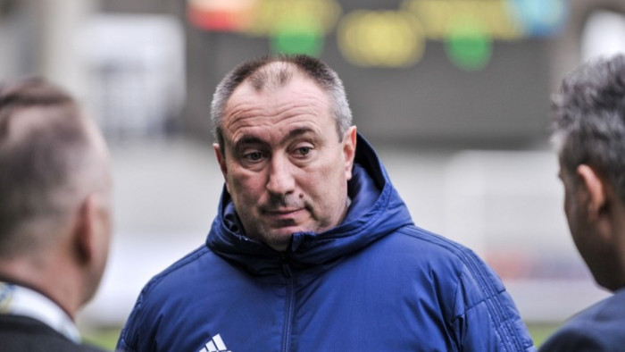 Наставникът, извел сините до две шампионски титли, две купи и