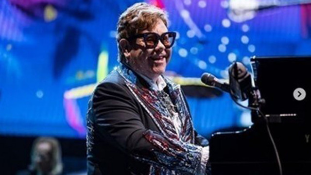 74 годишният певец сър Елтън Джон обяви издаването на 32 рия си