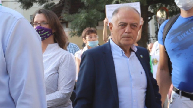 Демократична България са готови за избори както 2 в 1