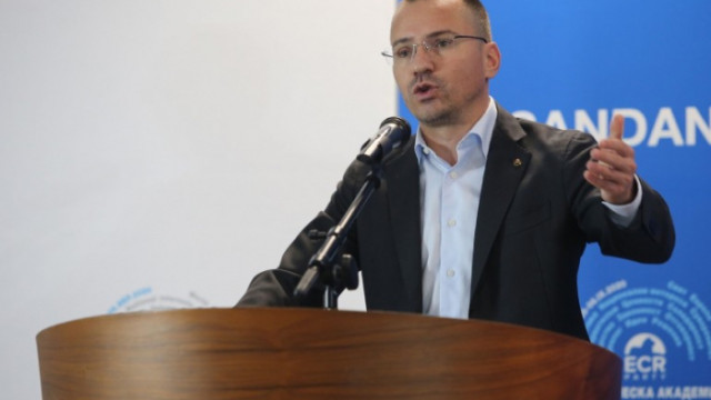 Ангел Джамбазки организира политическата академия в Сандански за втора поредна