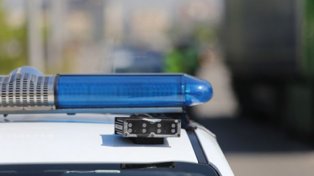 Временно е затворен пътят В Търново Русе в района