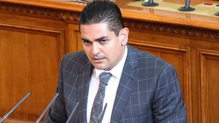 Радостин Василев: Татяна Дончева ми предложи 500 хиляди лева, за да разцепя ИТН