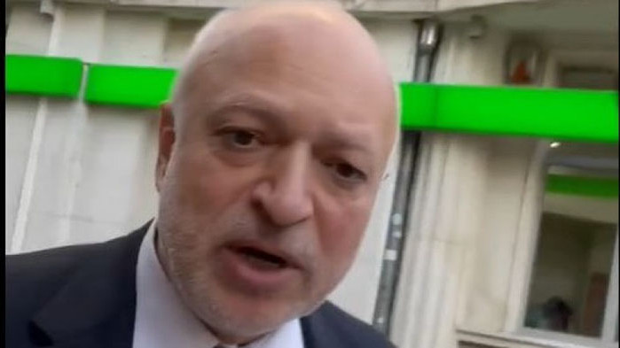 Георг Георгиев към Минеков: Лесно е да разходиш наготово костюм по улиците на Пловдив