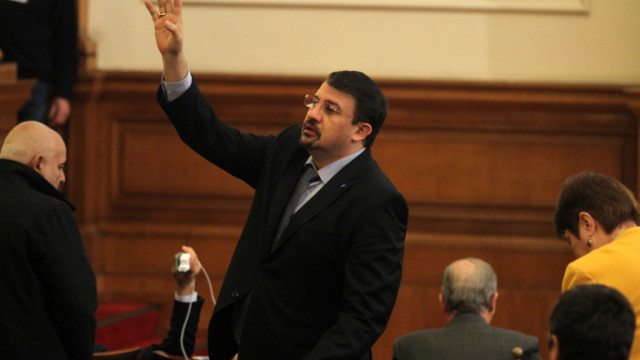 През уикенда новият политически борд на партия Волт взе решение