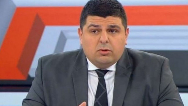 От фейсбук профила на депутатът от ДБ Ивайло Мирчев В